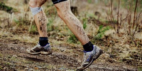 como lavar las zapatillas de correr.